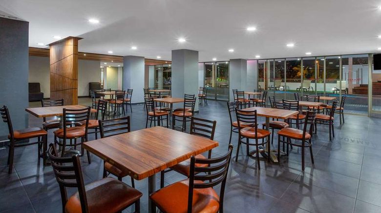 <b>Ramada by Wyndham Acapulco Hotel & Stes Restaurant</b>. Images powered by <a href="https://iceportal.shijigroup.com/" title="IcePortal" target="_blank">IcePortal</a>.