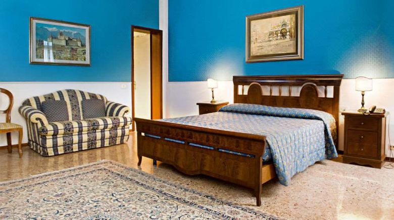 <b>Villa Marcello Giustinin Suite</b>. Images powered by <a href="https://iceportal.shijigroup.com/" title="IcePortal" target="_blank">IcePortal</a>.