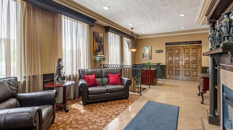 <b>The Parlour Inn Lobby</b>. Images powered by <a href="https://iceportal.shijigroup.com/" title="IcePortal" target="_blank">IcePortal</a>.