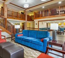 Comfort Inn And Suites Milford Lobby