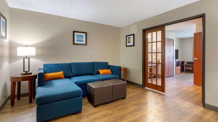 Comfort Inn & Suites Suite