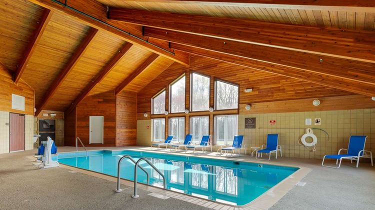 Comfort Inn & Suites Pool