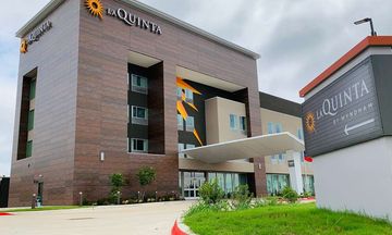 La Quinta Inn & Stes by Wyndham Red Oak