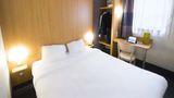 Kyriad Direct Clermont Ferrand N Gerzat Room