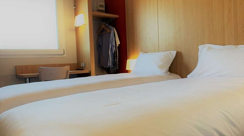 <b>Kyriad Direct Clermont Ferrand N Gerzat Room</b>. Images powered by <a href="https://iceportal.shijigroup.com/" title="IcePortal" target="_blank">IcePortal</a>.