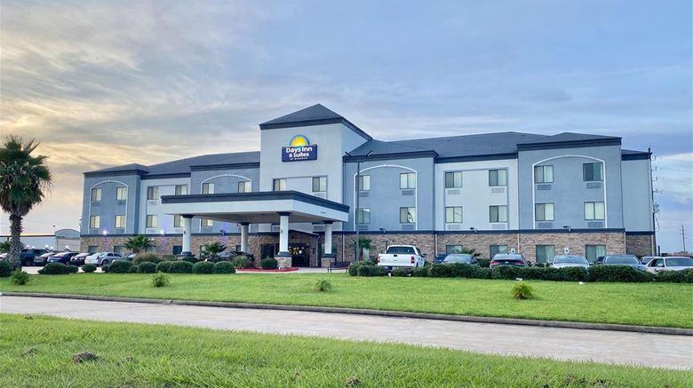 <b>Days Inn & Suites West Energy Corridor Exterior</b>. Images powered by <a href="https://iceportal.shijigroup.com/" title="IcePortal" target="_blank">IcePortal</a>.
