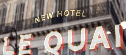 New Hotel Le Quai Exterior