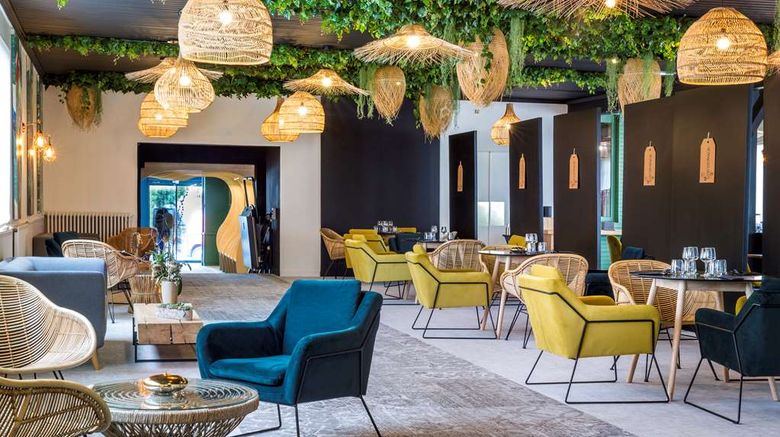 <b>Sure Hotel by Best Western Argentan Restaurant</b>. Images powered by <a href="https://iceportal.shijigroup.com/" title="IcePortal" target="_blank">IcePortal</a>.