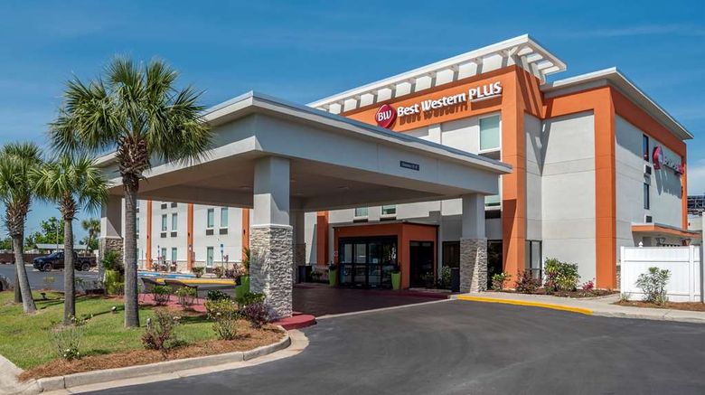 Best Western Plus Panama City Hotel Exterior. Images powered by <a href="https://iceportal.shijigroup.com" target="_blank" rel="noopener">Ice Portal</a>.