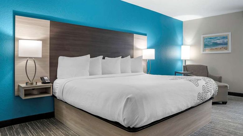 <b>Best Western Plus Panama City Hotel Room</b>. Images powered by <a href="https://iceportal.shijigroup.com/" title="IcePortal" target="_blank">IcePortal</a>.