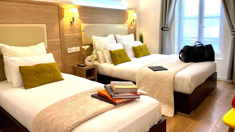 <b>Hotel Clairefontaine Room</b>. Images powered by <a href="https://iceportal.shijigroup.com/" title="IcePortal" target="_blank">IcePortal</a>.