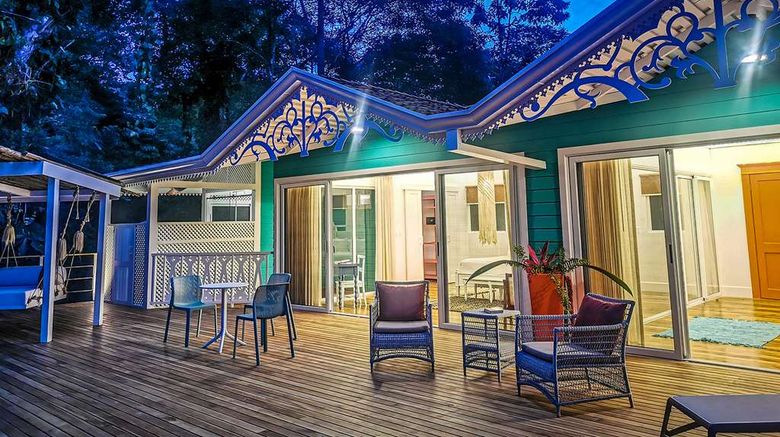 <b>Tortuga Lodge and Gardens Room</b>. Images powered by <a href="https://iceportal.shijigroup.com/" title="IcePortal" target="_blank">IcePortal</a>.