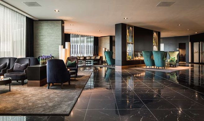 Van Der Valk Zaltbommel-A2 Lobby