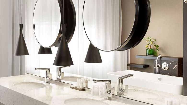 <b>Van Der Valk Zaltbommel-A2 Suite</b>. Images powered by <a href="https://iceportal.shijigroup.com/" title="IcePortal" target="_blank">IcePortal</a>.