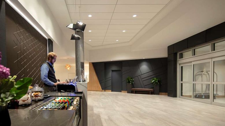 <b>Hyatt Place Moncton Lobby</b>. Images powered by <a href="https://iceportal.shijigroup.com/" title="IcePortal" target="_blank">IcePortal</a>.