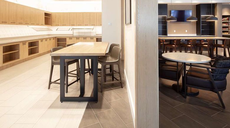 <b>Hyatt Place Moncton Restaurant</b>. Images powered by <a href="https://iceportal.shijigroup.com/" title="IcePortal" target="_blank">IcePortal</a>.
