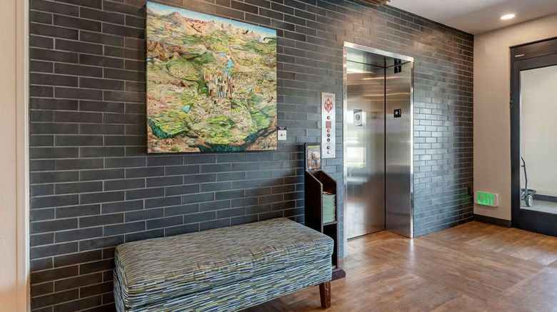 <b>Extended Stay America Prem Stes Titusvil Lobby</b>. Images powered by <a href="https://iceportal.shijigroup.com/" title="IcePortal" target="_blank">IcePortal</a>.
