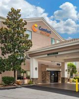 Comfort Suites