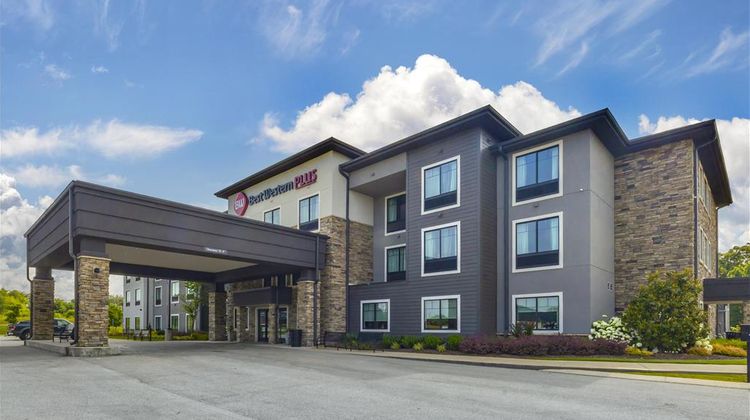 Best Western Plus Lawrenceburg Exterior