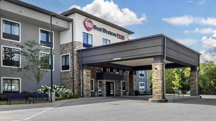 Best Western Plus Lawrenceburg Exterior