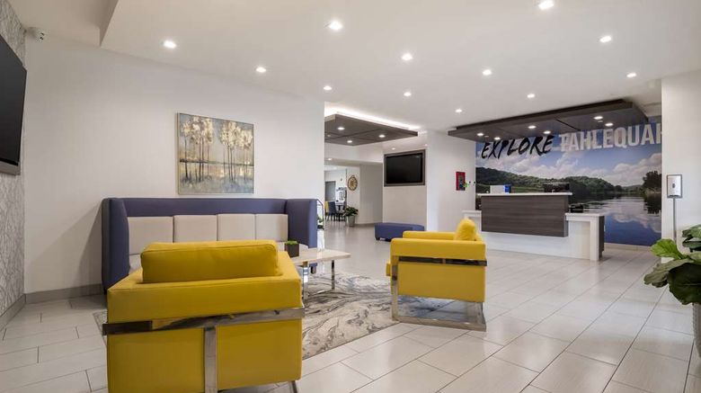 <b>Best Western NSU Inn Lobby</b>. Images powered by <a href="https://iceportal.shijigroup.com/" title="IcePortal" target="_blank">IcePortal</a>.