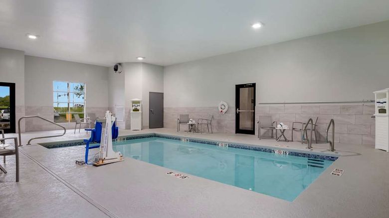 <b>Best Western NSU Inn Pool</b>. Images powered by <a href="https://iceportal.shijigroup.com/" title="IcePortal" target="_blank">IcePortal</a>.