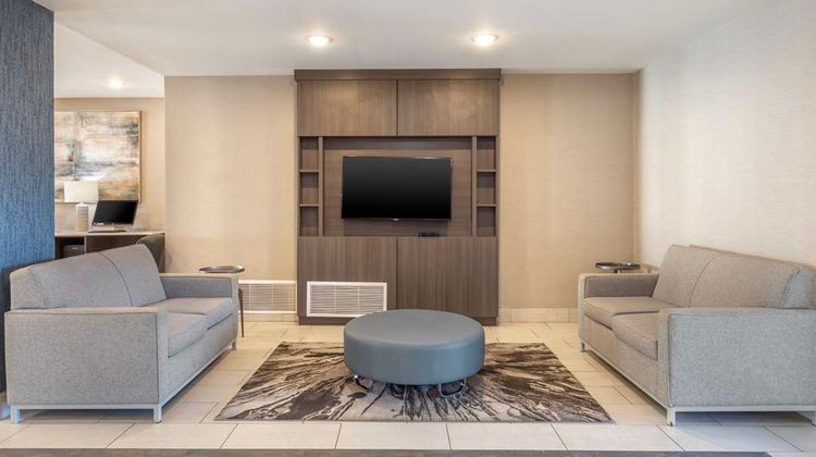 Best Western Plus Stephenville Inn Lobby