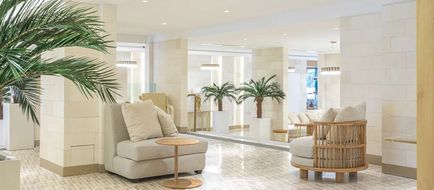 Radisson Hotel Saint Denis, La Reunion Lobby