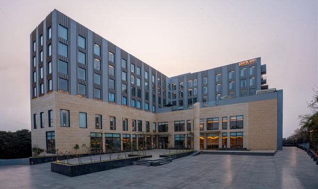 Park Inn by Radisson Jabalpur Exterior