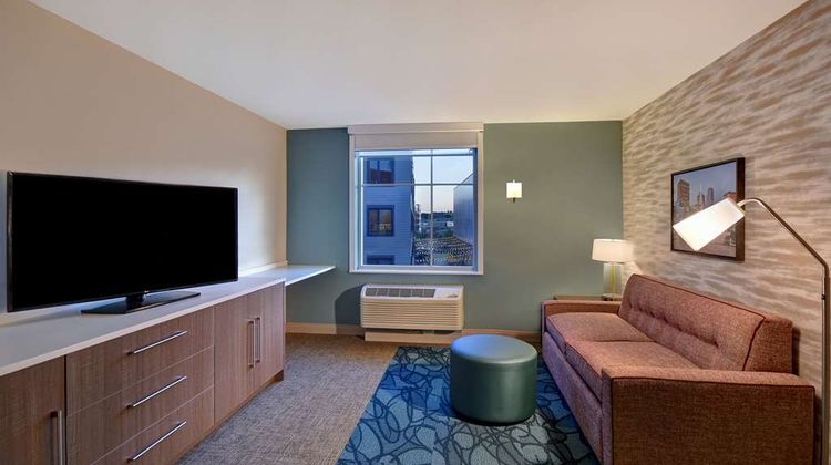 Home2 Suites by Hilton Boston Room