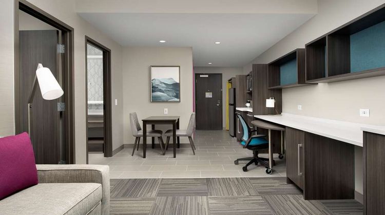 Home2 Suites by Hilton Denver Northfield Room