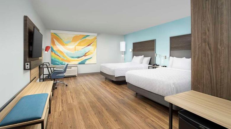 <b>Tru by Hilton Beaufort Room</b>. Images powered by <a href="https://iceportal.shijigroup.com/" title="IcePortal" target="_blank">IcePortal</a>.
