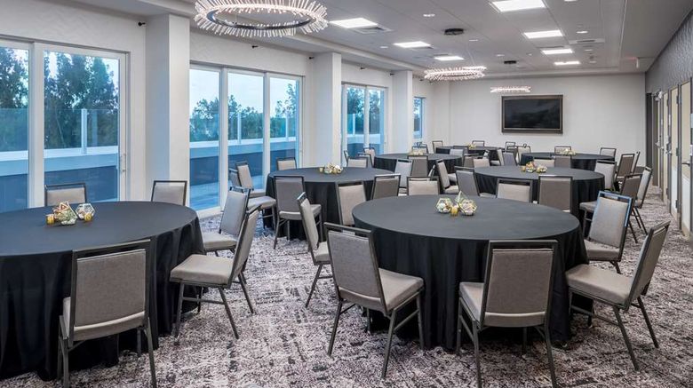 <b>Hampton Inn & Suites Cruise Port Meeting</b>. Images powered by <a href="https://iceportal.shijigroup.com/" title="IcePortal" target="_blank">IcePortal</a>.
