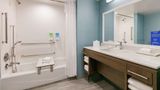 Home2 Suites by Hilton Norfolk Airport Room