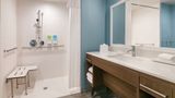 Home2 Suites by Hilton Norfolk Airport Room