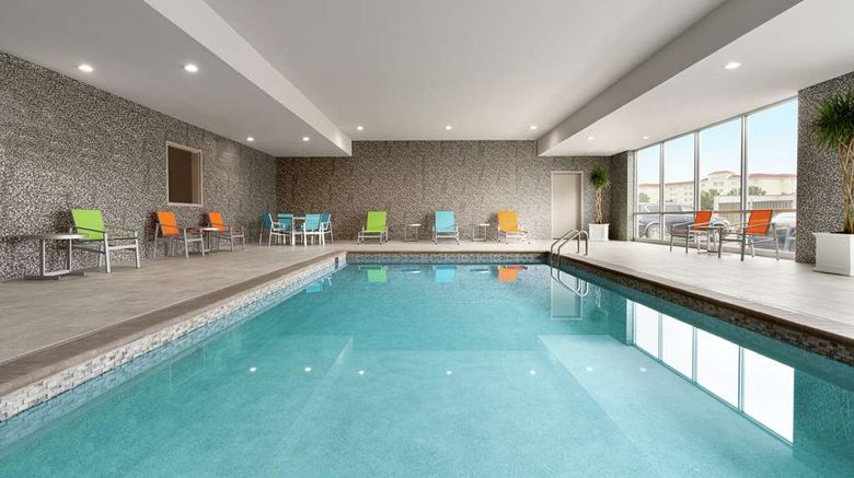 <b>Home2 Suites by Hilton Norfolk Airport Pool</b>. Images powered by <a href="https://iceportal.shijigroup.com/" title="IcePortal" target="_blank">IcePortal</a>.