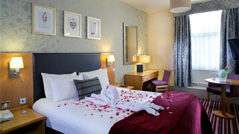 <b>Carlisle, Sure Hotel Collection by BW Room</b>. Images powered by <a href="https://iceportal.shijigroup.com/" title="IcePortal" target="_blank">IcePortal</a>.