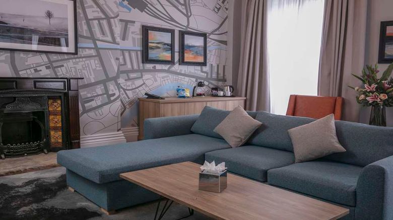 <b>The Queen Hotel, BW Premier Collection Room</b>. Images powered by <a href="https://iceportal.shijigroup.com/" title="IcePortal" target="_blank">IcePortal</a>.