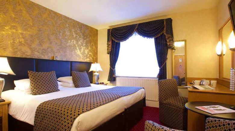 <b>Manchester Inn, Sure Hotel Coll by BW Room</b>. Images powered by <a href="https://iceportal.shijigroup.com/" title="IcePortal" target="_blank">IcePortal</a>.