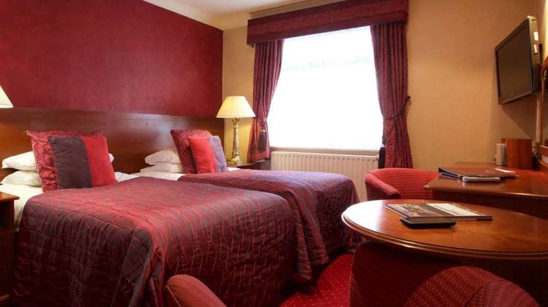 <b>Manchester Inn, Sure Hotel Coll by BW Room</b>. Images powered by <a href="https://iceportal.shijigroup.com/" title="IcePortal" target="_blank">IcePortal</a>.