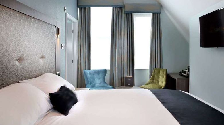<b>Manchester Inn, Sure Hotel Coll by BW Room</b>. Images powered by <a href="https://iceportal.shijigroup.com/" title="IcePortal" target="_blank">IcePortal</a>.
