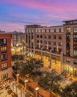 Cambria Hotel Savannah Downtown