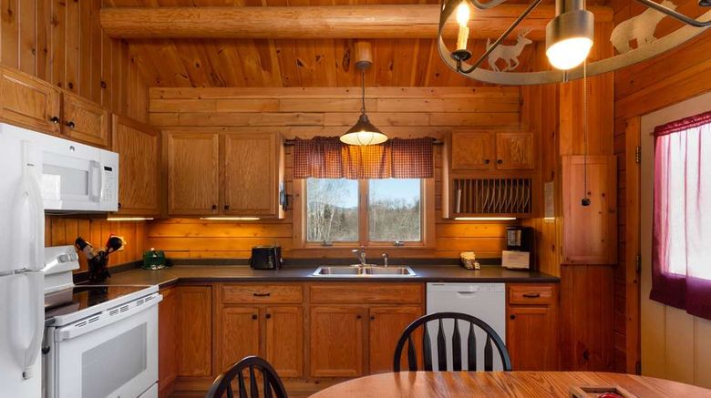 <b>Rangeley Lake Resort, Ramada by Wyndham Suite</b>. Images powered by <a href="https://iceportal.shijigroup.com/" title="IcePortal" target="_blank">IcePortal</a>.