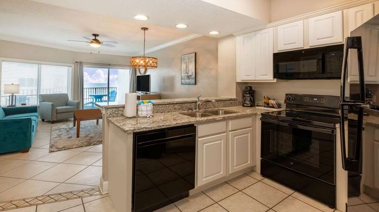 <b>Palm Beach Resort, Ramada by Wyndham Suite</b>. Images powered by <a href="https://iceportal.shijigroup.com/" title="IcePortal" target="_blank">IcePortal</a>.