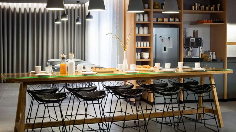 <b>OKKO Hotels Nantes Chateau Restaurant</b>. Images powered by <a href="https://iceportal.shijigroup.com/" title="IcePortal" target="_blank">IcePortal</a>.