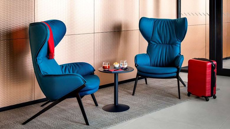 <b>OKKO Hotels Cannes Centre Lobby</b>. Images powered by <a href="https://iceportal.shijigroup.com/" title="IcePortal" target="_blank">IcePortal</a>.