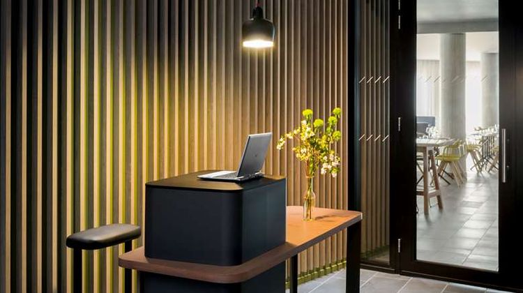 OKKO Hotels Grenoble Jardin Hoche Lobby