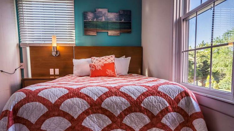 Surfside Inn Room