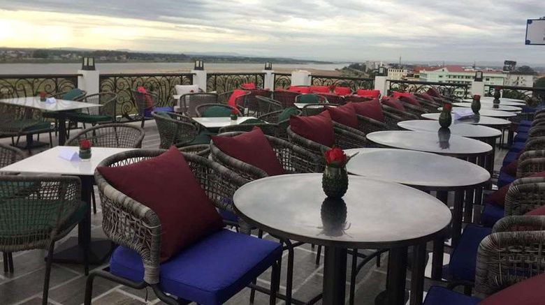 <b>La Seine Hotel By Burasari Exterior</b>. Images powered by <a href="https://iceportal.shijigroup.com/" title="IcePortal" target="_blank">IcePortal</a>.