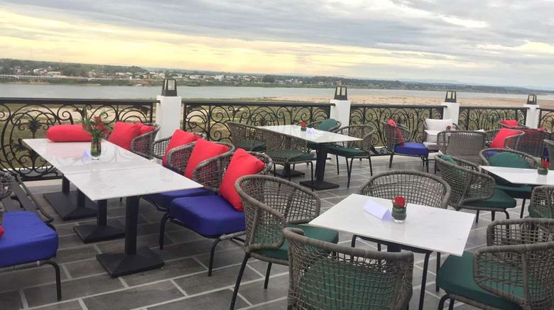 <b>La Seine Hotel By Burasari Exterior</b>. Images powered by <a href="https://iceportal.shijigroup.com/" title="IcePortal" target="_blank">IcePortal</a>.